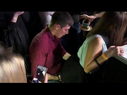 ❤️ Sexo real nunha discoteca rusa. Moza rusa de 18 anos no ano e na vaxina follada nunha discoteca ❤❌ Porno ruso en % gl.com-porn-kai.ru % ❤